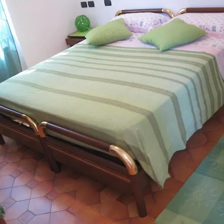 Oda ve Kahvaltı Fattore Levanto