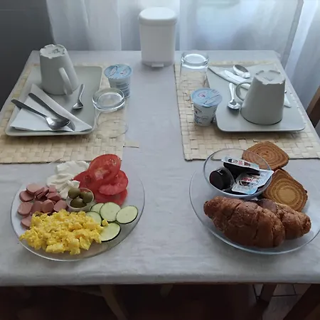 Oda ve Kahvaltı Fattore Levanto