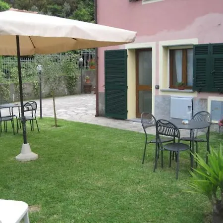 Oda ve Kahvaltı Fattore Levanto